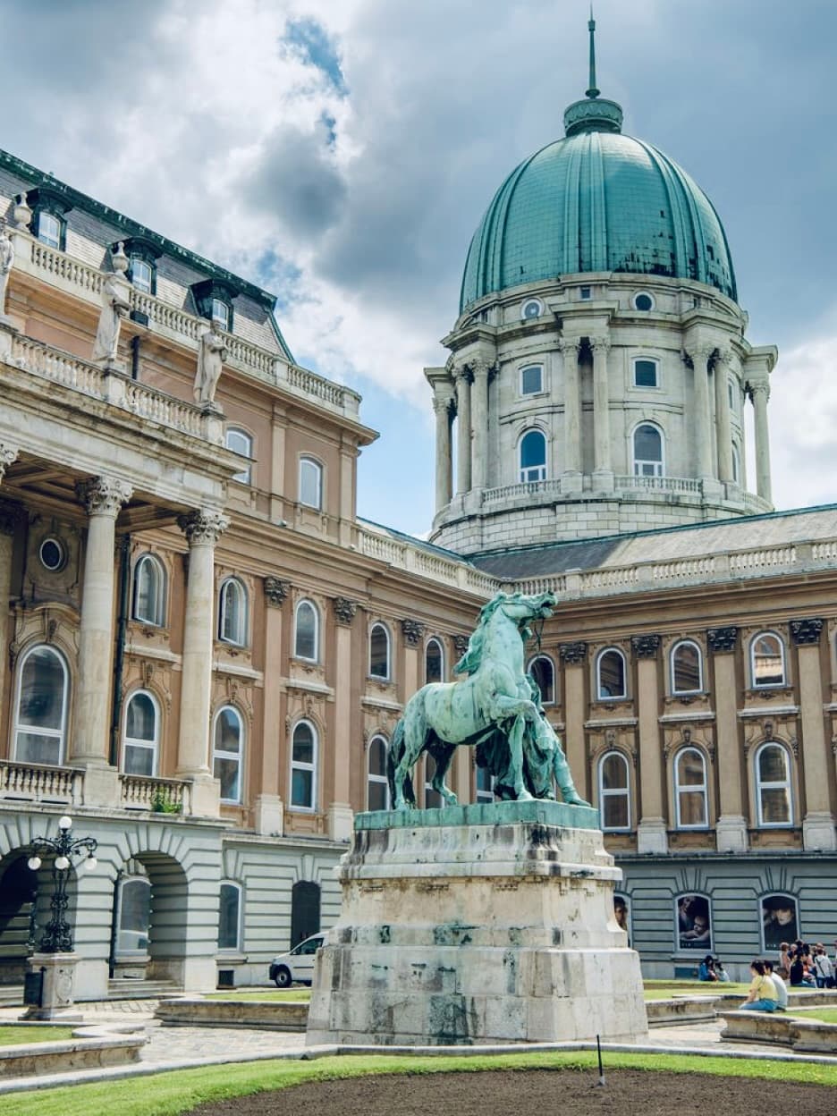 Flüge nach Budapest (BUD)